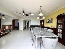 Blk 206 Clementi Avenue 6 (Clementi), HDB Executive #543584941